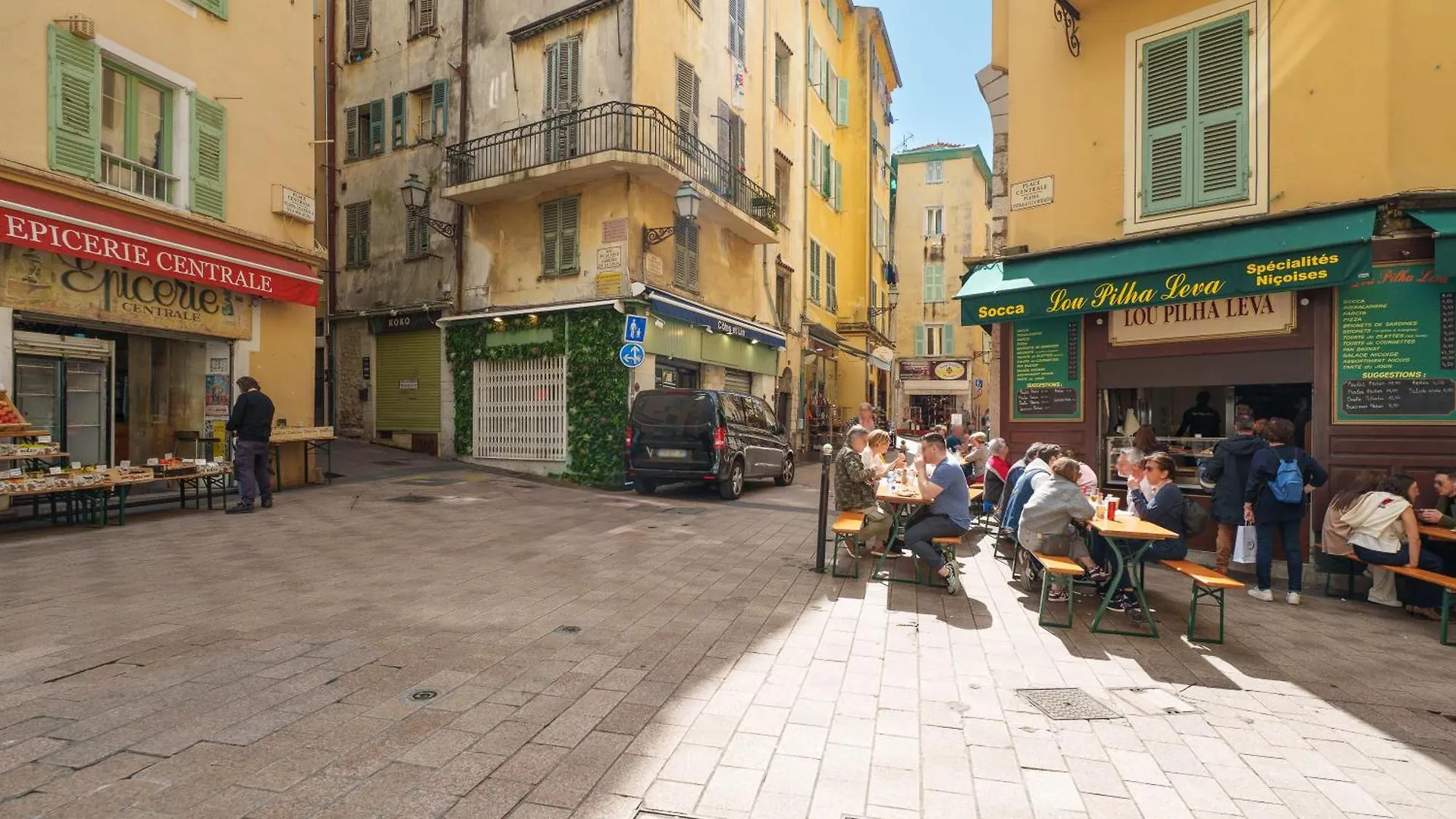 Apartment Nice Renting - Centrale - Authentic Loft Old Nice Rooftop View & Charm France